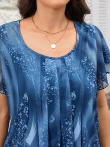 EMERY ROSE 大码女式蓝色花卉印花 V 领荷叶边短袖休闲衬衫，夏季