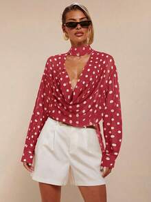 COSMINA Áo kiểu nữ thời trang gợi cảm in họa tiết chấm bi cổ khoét sâu - Đỏ - Xem 5