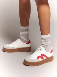 Solezae 热销女式三层厚底复古滑板鞋 - 紅色 - 查看 2