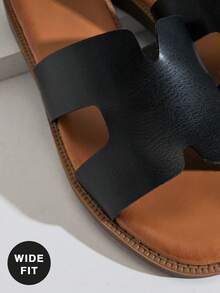 SHUZIA Women's Wide-Fit Comfy Everyday Summer Vacation Casual Flat Sandals - Black - View 5