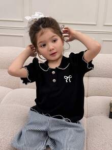 Dazy Kids Camiseta de manga corta con cuello, botones y estampado de lazo, casual para niña, versátil para uso diario - Negro - Ver 5