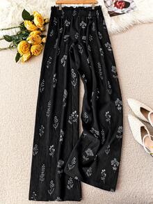 EMERY ROSE Plus Size Black Woven Wide Leg Pants With Elegant Random Print Long Length And Stylish Paperbag Waist Fall - Black - View 2