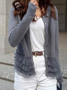 FRIFUL 女士圆领纽扣装饰喇叭袖拼接网纱宽松T恤，适合春夏季穿着 - 灰色 - 查看 2