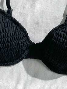 Swim Mod 26SS 春夏度假海灘掛脖黑色鋼圈抓皺可愛甜美比基尼上衣 托高泳衣上衣 內建胸墊紋理比基尼上衣 2026 新款女裝泳衣 適合學校、度假、約會、下午茶、西式、郵輪、海灘、島嶼、公路旅行、四季、音樂節、波希米亞度假、慵懶秋季、西式波希米亞、優雅女上衣、金色金屬感泳衣、保守比基米套裝、女款比基尼上衣、加墊泳衣上衣、內建胸墊泳衣上衣、夏季女裝、女款兩件式泳衣、女款一件式泳衣、收腹 Y2K 泳衣、斑馬紋比基尼上衣、瑜珈上衣、女款一件式套裝、休閒女款比基尼套裝 - 黑色 - 查看 5