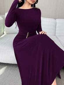 Modelyn 女士纯色船领金属装饰褶皱优雅中长连衣裙 - 紫色 - 查看 7