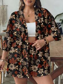 SHEIN VCAY Bộ đồ nữ cỡ lớn dáng rộng, in họa tiết lá và hoa cổ điển, gồm 2 món: áo và quần short, thích hợp cho kỳ nghỉ hè. - Nhiều màu - Xem 6