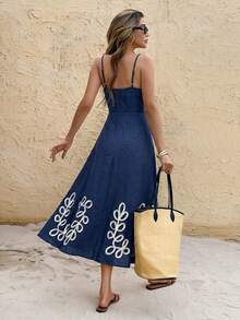 SHEIN Frenchy Đầm slip nữ mùa hè kiểu dáng thường ngày, thêu họa tiết cây cỏ, thắt eo. - Màu xanh hải quân - Xem 2