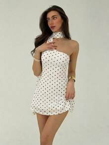 Aloruh 女士波点印花不对称露肩露背荷叶边迷你连衣裙 - 黑與白 - 查看 7