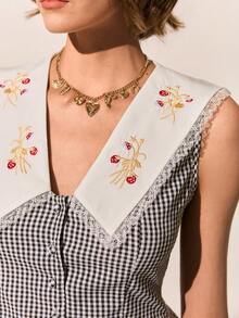 Poéselle 女士樱桃刺绣撞色蕾丝翻领无袖格子纽扣上衣 - 彩色 - 查看 8