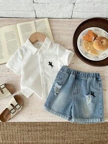 SHEIN 2pcs Baby Boy Casual Fashion Collegiate Short Sleeve Shirt And Distressed Denim Shorts Set,Blue And White Striped,Summer,City Break Toddler Outfit - Blue - View 3