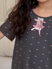 DAZY 女童蝴蝶结印花圆领短袖T恤和裤子睡衣套装 - 棕色 - 查看 7