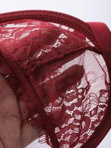 DAZY Conjunto de ropa interior sexy para mujer con encaje rojo, aros y detalles calados con lazo - Rojo - Ver 9