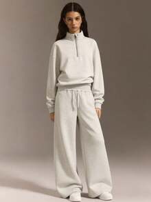 少女四分之一拉链宽松卫衣和休闲运动裤套装，返校季、秋冬季、舒适秋季、圣诞节、可爱休闲日常胶囊衣橱、Y2K街头风，灰色