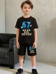 SHEIN Streecool Kids 2件套幼儿男童休闲创意数字67卡通图案字母标语印花短袖T恤和短裤套装，舒适日常穿着，温暖的夏季款式，适合春、夏、秋季穿着。 - 彩色 - 查看 5
