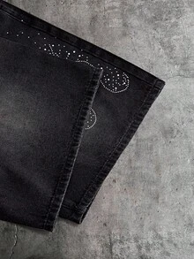 AXEPEAK Men's Washed Denim Shorts With Rhinestone Embellishment, Fashionable Knee-Length Pants - Black - View 5