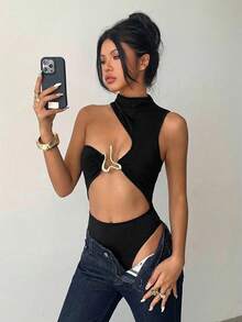 Aloruh 女士时尚性感不对称金属环镂空连体衣 - 黑色 - 查看 1