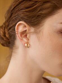 MOTF PREMIUM 时尚贝壳耳环，优雅设计，韩式耳环，送给女朋友的珠宝礼物 - 金色 - 查看 9