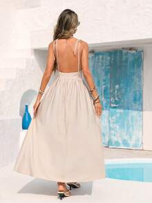 Vivid Eden 女士V领露背收腰宽松下摆沙滩连衣裙 - 杏色 - 查看 2