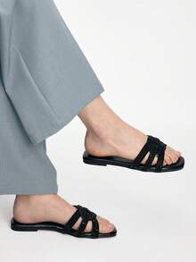 Mnmlis Women Slides - Black - View 4