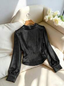 Franclia 优雅收腰交叉领长袖侧隐形拉链丝绒金色面料女士衬衫，秋冬款 - 黑色 - 查看 2