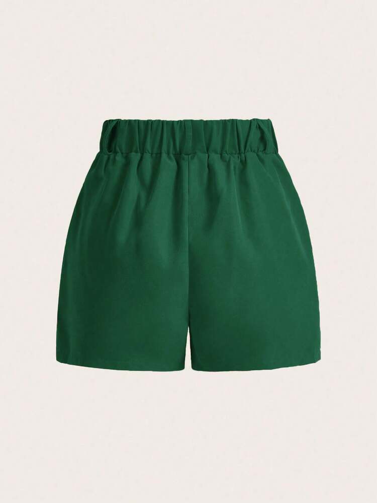 Zolique Women's Solid Color Pleated Pocket Casual Shorts - Dark Green - View 1