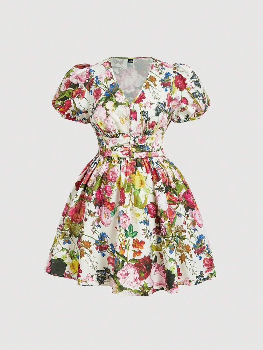 SHEIN MOD 大码复古宫廷风V领大碎花迷你连衣裙，夏季度假短裙 - 白色 - 查看 1