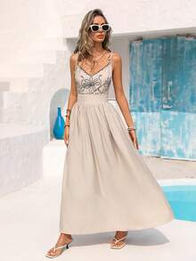 Vivid Eden 女士V领露背收腰宽松下摆沙滩连衣裙 - 杏色 - 查看 4