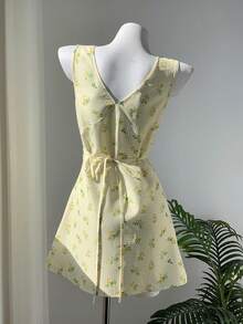 Comfortcana 女士V领无袖蕾丝边蝴蝶结装饰碎花迷你连衣裙 - 黃色 - 查看 6