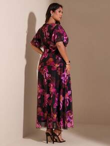 SHEIN BAE Plus Size Women Purple Floral Ruffle Sleeve Dress,Christmas,Dresses For Woman	,Christmas Outfit Women,Christmas Party Dress,Thanksgiving Outfit Women,Sexy Dress,Dresses For Ladies,Formal Dress Plus Size,Curves Women Clothing,Christmas Outfit Women,Wedding Guest Dress ,Summer,Women's New Year's Eve Dresses,Elegant Dresses For Party,Graduation ,Vacation,Birthday Party Dress,Cocktail Party Dress,Purple Dress,Winter ,Spring,Summer,Christmas ,New Year,Party ,Elegant,Casual Dresses For Women,Vacation Outfits Women ,Valentine's Day,Wedding, Birthday, Formal,Wedding, Birthday, Formal, Floral Dress Women Elegant, Women Vacation Dress, Long Dresses - Purple - View 2