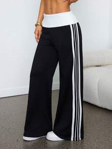 SHEIN PETITE 女士夏季节日文艺复兴集市街头复古Y2K Grunge印花弹力翻边裤黑色直筒裤 - 黑色 - 查看 12