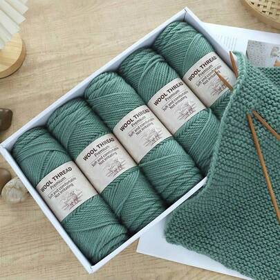 500g 245 Double-Pointed Needles Thick Wool Yarn Alpaca Wool Yarn Hand DIY Material Yarn For Making Autumn And Winter Knitted Fashionable Sweaters, Jackets, Scarves, Hats, And Gloves Yarn Balls, 5 Pieces Per Pack, Bagged (Box In The Picture Is For Reference Only)