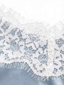 Aralina 撞色蕾丝缎面吊带背心 - 淺藍色 - 查看 4