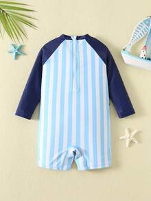 SHEIN Bubblio Áo tắm liền thân dài tay họa tiết cua dễ thương cho bé trai/bé gái, phối màu xanh sọc tương phản, thích hợp cho kỳ nghỉ, bãi biển, lướt sóng, đồ bơi dài tay cho bé trai. - Màu xanh lam - Xem 2