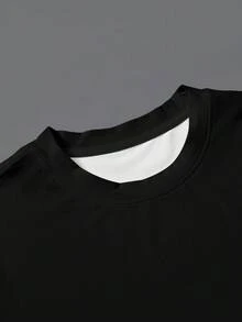 Manfinity Homme 男士皇冠字母印花修身短袖T恤和短裤休闲套装 - 彩色 - 查看 5