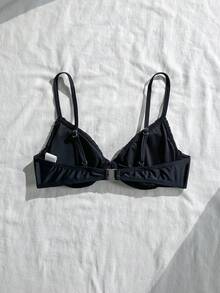 Swim Mod 26SS 春夏度假海灘掛脖黑色鋼圈抓皺可愛甜美比基尼上衣 托高泳衣上衣 內建胸墊紋理比基尼上衣 2026 新款女裝泳衣 適合學校、度假、約會、下午茶、西式、郵輪、海灘、島嶼、公路旅行、四季、音樂節、波希米亞度假、慵懶秋季、西式波希米亞、優雅女上衣、金色金屬感泳衣、保守比基米套裝、女款比基尼上衣、加墊泳衣上衣、內建胸墊泳衣上衣、夏季女裝、女款兩件式泳衣、女款一件式泳衣、收腹 Y2K 泳衣、斑馬紋比基尼上衣、瑜珈上衣、女款一件式套裝、休閒女款比基尼套裝 - 黑色 - 查看 2