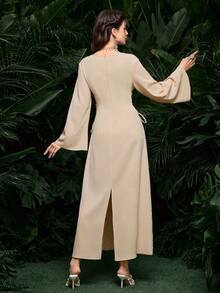 Al Najma 优雅长袖拼接侧系腰连衣裙 - 杏色 - 查看 7