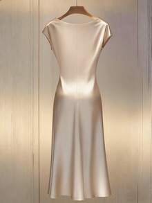 Franclia Đầm dài nữ thanh lịch với cổ áo xếp ly, viền bèo nhún và cúc giả trang trí, eo thắt, điểm nhấn là cúc ngọc trai, dáng chữ A, phù hợp cho công sở, phong cách tối giản, kỳ nghỉ lãng mạn, dự tiệc và mặc hàng ngày. - Màu be - Xem 2