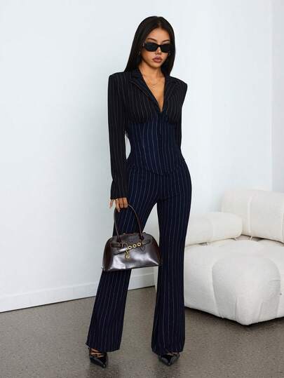SHEIN PETITE طقم بدلة نسائي أنيق باللون الأزرق الداكن والأبيض المخطط بألوان متباينة، بليزر ضيق أنيق + بنطال واسع بخصر منخفض وياقة على شكل حرف V، طقم للخروج في ليالي الخريف، للنساء الصغيرات