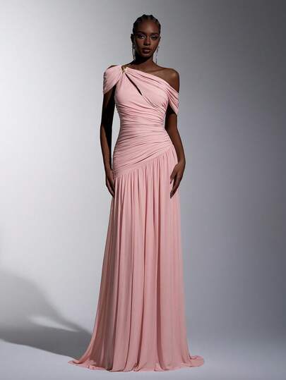 Elitara 优雅奢华的粉色弹力网纱伴娘礼服，手工金属装饰，不对称领口荷叶边A字裙摆