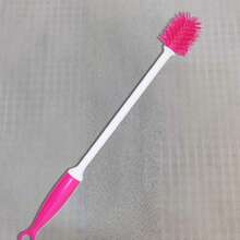 1pc Multi-Functional Silicone Brush For Cleaning Cola Bottles, Baby Bottles, Small-Mouth Bottles Flasks, And Cups. - Red and White - View 5