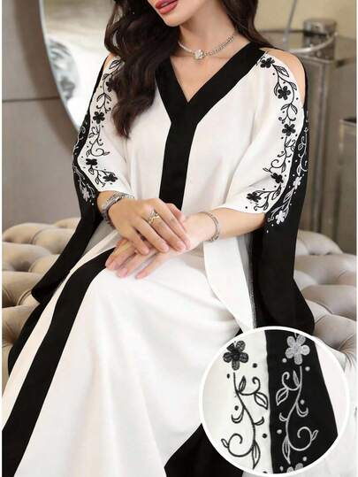 Yasmyna Damklänning med blommig broderi och lapptäcke, bara axlar och lös arabisk stil