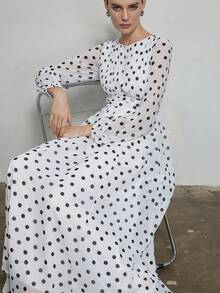 Aveloria Modichic 优雅甜美褶皱雪纺波点印花长袖连衣裙/随机印花 - 黑與白 - 查看 1