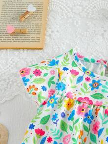 SHEIN Playful Pals 女婴可爱碎花荷叶袖休闲连衣裙，适合居家、户外、度假、聚会和日常穿着 - 彩色 - 查看 7