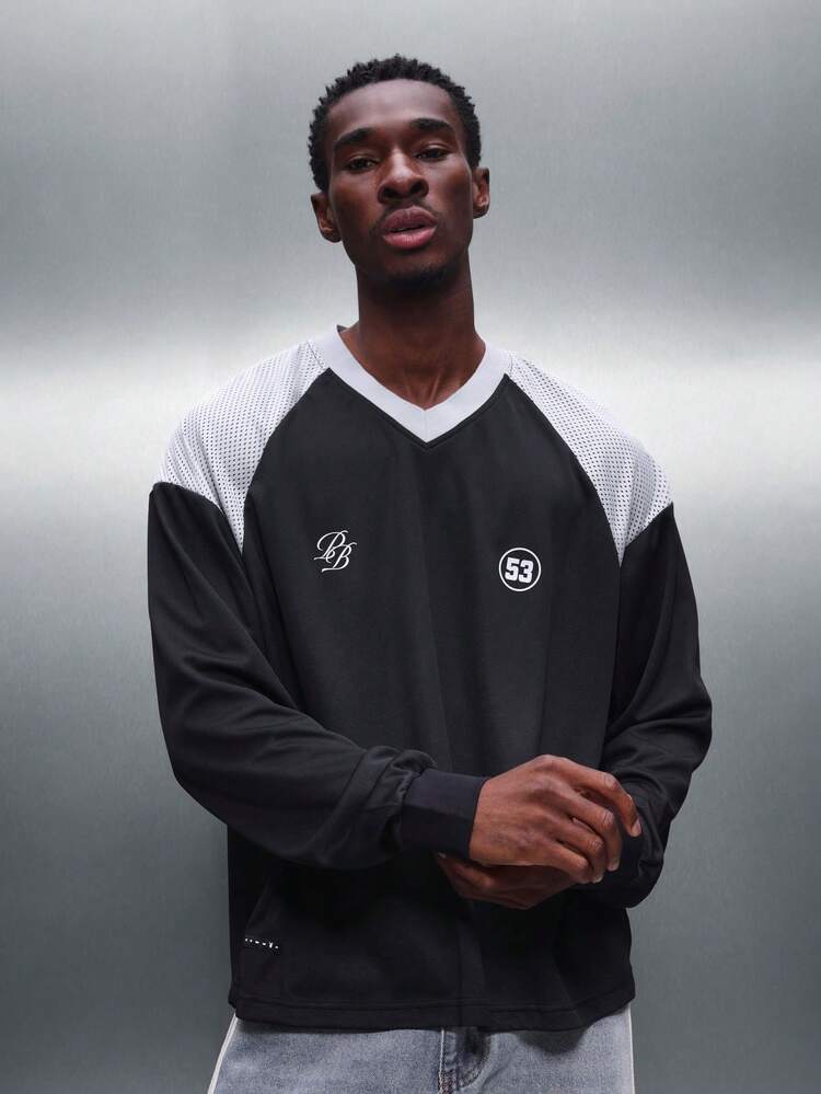 PLAYBOY X SUMWON Athletic V-Neck Long Sleeve Color Block T-Shirt With Mesh Panels Logo Detail Casual Sportswear Men Training Top Contemporary Fit Activewear
