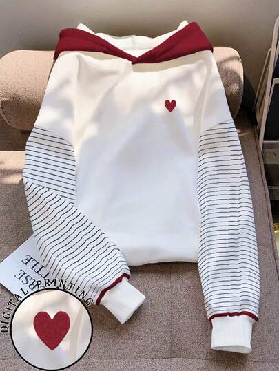 Resyla Damtröja med hjärtmönster och randigt tryck i kontrastfärg, vår/höst, casual, för vardagsbruk och pendling