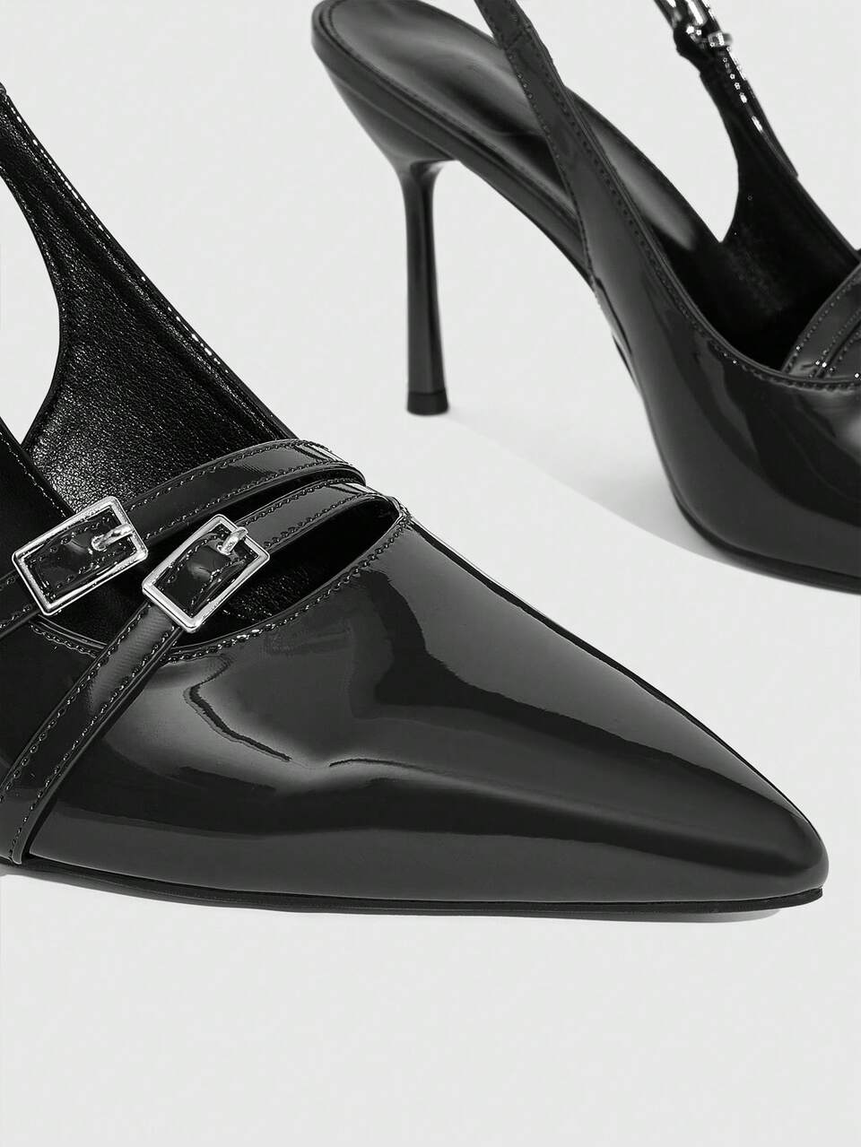 CUCCOO SZL French Metal Buckle Temperament High-Heeled Sandals, Multi-Metal Buckle Belt Decoration To Enhance The Sense Of Design, Suitable For Daily Commuting Of Women In The Workplace, But Also Suitable For Business Negotiations, Small Parties And Other Semi-Formal Settings