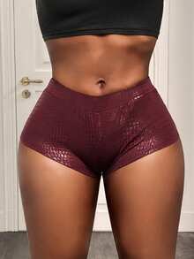 SHEIN BamGlam Quần short da PU ôm sát cạp thấp dành cho nữ - Quần short gợi cảm, thích hợp mặc hàng ngày vào mùa xuân và mùa hè, hoàn hảo cho các bữa tiệc đêm, các cô gái sành điệu trên đường phố và thể hiện phong cách. - Màu Đỏ Sâu - Xem 4