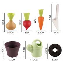 儿童蔬菜种植过家家玩具，包括玩具麦秸铲、互动蔬菜种植过家家游戏套装和麦秸萝卜盆栽套装。 - 彩色 - 查看 3