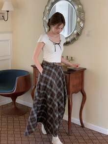 DAZY 少女格子印花不对称下摆休闲裙 - 棕色 - 查看 4