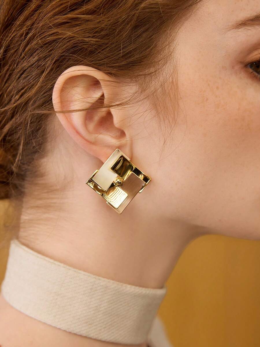 MOTF PREMIUM FASHIONABLE METAL GEOMETRIC STUD EARRINGS, DELICATE PERSONALIZED COMMUTING JEWELRY - Gold - View 1